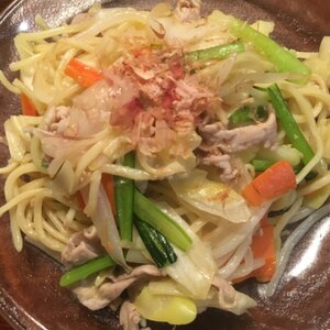 「野菜たっぷり！　にら入り塩焼きそば」　　　　♪♪